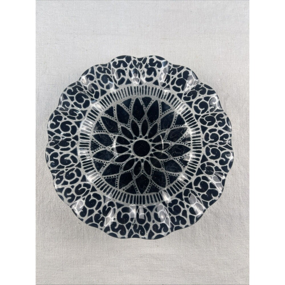 Sydenstricker Black Embassy Fused Art Glass Bowl Ruffled Crimped 6 3/4" Signed